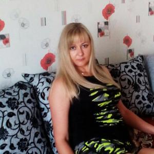 Девушки в Кирсанове: Lesya, 44 - ищет парня из Кирсанова