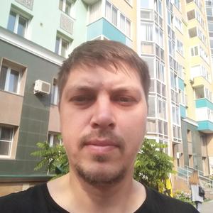 Юрий, 39 лет, Красноярск