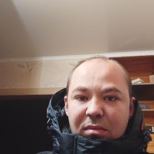 Парни в Магнитогорске: Макс, 29 - ищет девушку из Магнитогорска