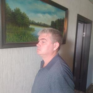 Парни в Саратове: Ruslan Bajbulatov, 43 - ищет девушку из Саратова