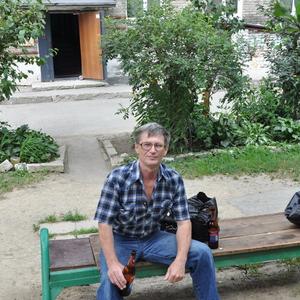 Парни в Владивостоке: Владимир, 69 - ищет девушку из Владивостока