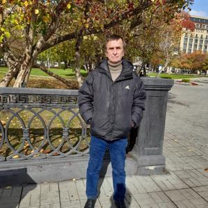 Парни в Новосибирске: Владимир, 70 - ищет девушку из Новосибирска