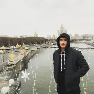 Рахмиддини, 20 лет, Калининград
