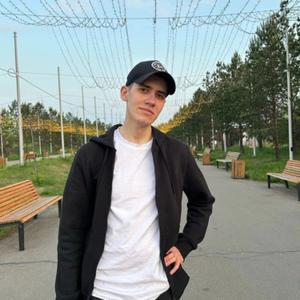 Владимир, 24 года, Ангарск