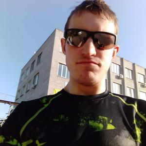 Парни в Волгограде: Илья, 29 - ищет девушку из Волгограда