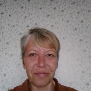 Девушки в Гагарине: Ольга, 53 - ищет парня из Гагарина