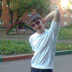 Парни в Новокузнецке: Владислав, 28 - ищет девушку из Новокузнецка