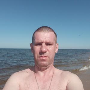 Парни в Усолье-Сибирское: Николай, 41 - ищет девушку из Усолье-Сибирское