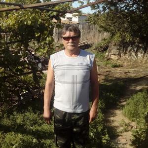 Парни в Ейске: Геннадий, 63 - ищет девушку из Ейска