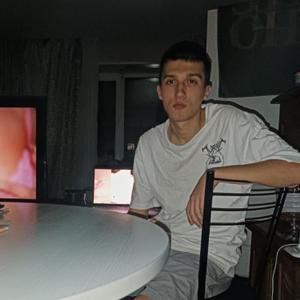Парни в Барнауле (Алтайский край): Pavel, 18 - ищет девушку из Барнаула (Алтайский край)