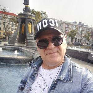 Парни в Краснодаре (Краснодарский край): Дмитрий, 47 - ищет девушку из Краснодара (Краснодарский край)