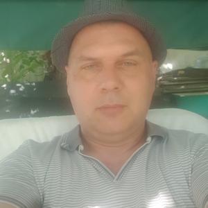Виталий, 46 лет, Волжский