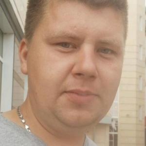Парни в Томске: Кирилл, 31 - ищет девушку из Томска