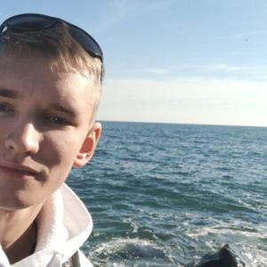 Парни в Твери: Владислав, 20 - ищет девушку из Твери