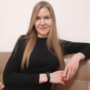 Алена, 32 года, Екатеринбург