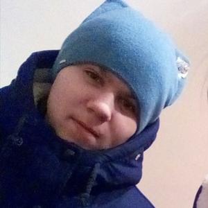Девушки в Комсомольске-На-Амуре: Лори, 22 - ищет парня из Комсомольска-На-Амуре