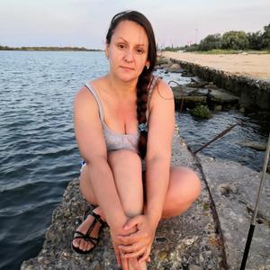 Девушки в Туапсе: Татьяна, 38 - ищет парня из Туапсе