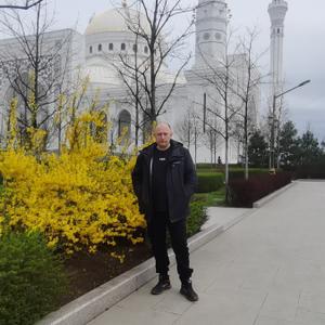 Парни в Нижнекамске: Сергей, 41 - ищет девушку из Нижнекамска