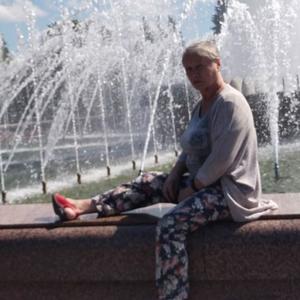 Девушки в Санкт-Петербурге: Ольга, 72 - ищет парня из Санкт-Петербурга