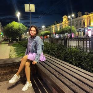Девушки в Омске: Екатерина, 40 - ищет парня из Омска
