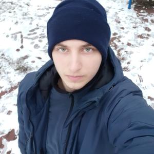 Юрий, 24 года, Киев