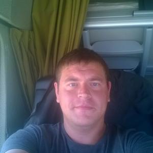 Парни в Волгограде: Владимир, 36 - ищет девушку из Волгограда