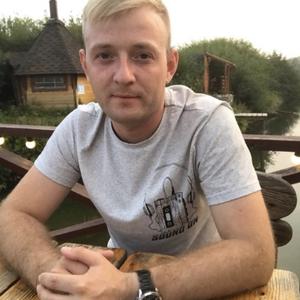 Парни в Челябинске: Игорь, 30 - ищет девушку из Челябинска