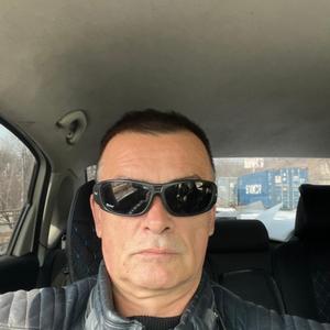 Парни в Владивостоке: Алексей, 58 - ищет девушку из Владивостока
