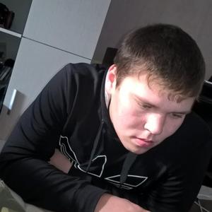 Виталий Резаев, 26 лет, Новосибирск