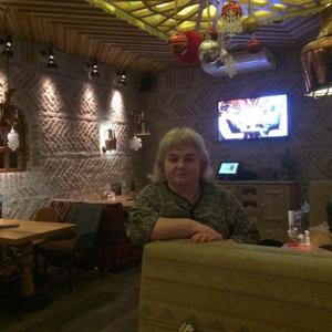 Девушки в Саранске: Елена, 48 - ищет парня из Саранска