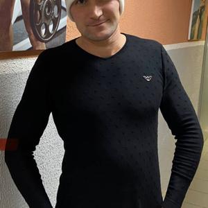 Парни в Мурманске: Виталий, 39 - ищет девушку из Мурманска