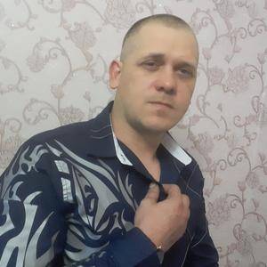 Парни в Новый Осколе: Анатолий, 39 - ищет девушку из Новый Оскола