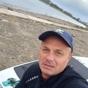 Парни в Владивостоке: Николай, 44 - ищет девушку из Владивостока