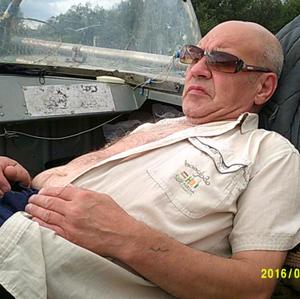 Александр, 70 лет, Березники