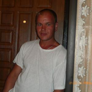 Парни в Черногорске: Евгений Кузнецов, 44 - ищет девушку из Черногорска