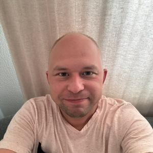 Тарас, 39 лет, Санкт-Петербург