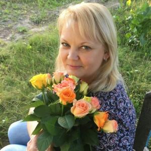 Девушки в Смоленске: Светлана, 48 - ищет парня из Смоленска