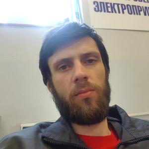 Илья, 32 года, Калининград