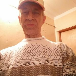 Александр, 66 лет, Первоуральск