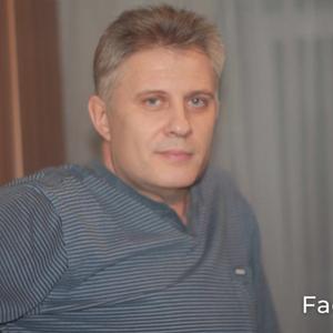 Парни в Омске: Анатолий, 65 - ищет девушку из Омска