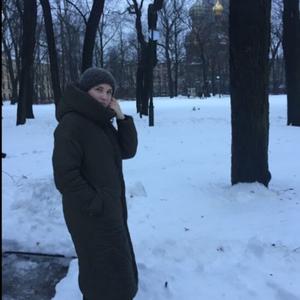Девушки в Екатеринбурге: Ариша, 18 - ищет парня из Екатеринбурга
