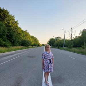 Девушки в Таганроге: Екатерина, 47 - ищет парня из Таганрога