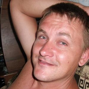 Парни в Буденновске: Сергей Кулешов, 47 - ищет девушку из Буденновска