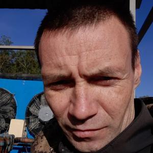 Парни в Петропавловске-Камчатском: Сергей Арефьев, 46 - ищет девушку из Петропавловска-Камчатского