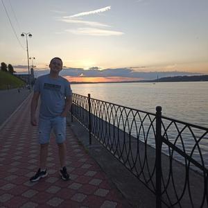 Парни в Кинешме: Сергей, 29 - ищет девушку из Кинешмы