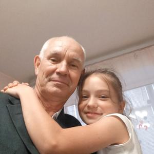Парни в Екатеринбурге: Илья, 64 - ищет девушку из Екатеринбурга