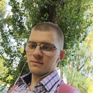 Парни в Ставрополе: Анатолий, 22 - ищет девушку из Ставрополя