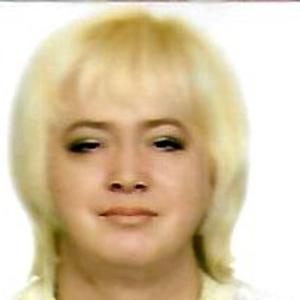 Девушки в Владивостоке: Елена, 45 - ищет парня из Владивостока