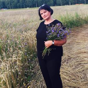 Елена, 65 лет, Брянск