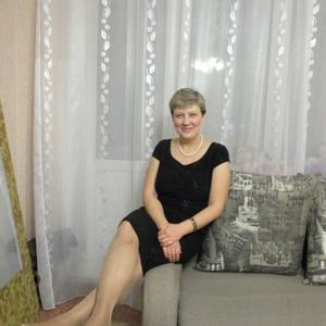 Девушки в Кемерово: Марина Касатина, 49 - ищет парня из Кемерово